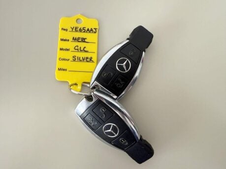 Mercedes-Benz GLC 2.1 GLC220d AMG Line (Premium) G-Tronic 4MATIC Euro 6 (s/s) 5dr 31