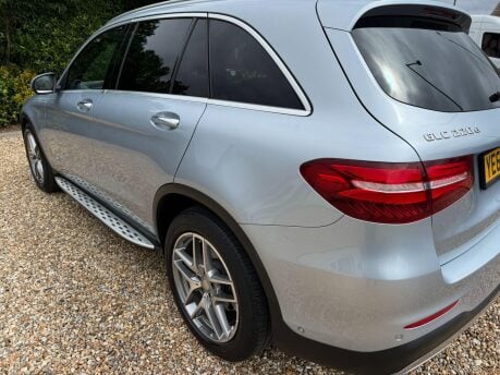 Mercedes-Benz GLC 2.1 GLC220d AMG Line (Premium) G-Tronic 4MATIC Euro 6 (s/s) 5dr 12
