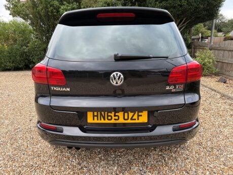 Volkswagen Tiguan 2.0 TDI BlueMotion Tech R-Line Edition DSG 4WD Euro 6 (s/s) 5dr 9