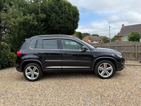 Volkswagen Tiguan 2.0 TDI BlueMotion Tech R-Line Edition DSG 4WD Euro 6 (s/s) 5dr 4