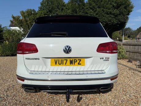 Volkswagen Touareg 3.0 TDI V6 BlueMotion Tech R-Line Plus Tiptronic 4WD Euro 6 (s/s) 5dr 11