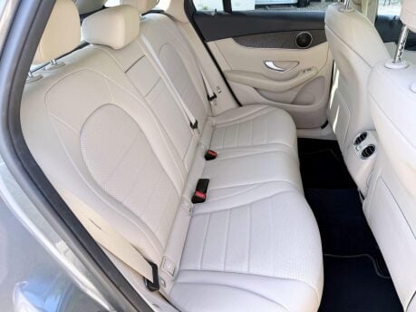 Mercedes-Benz GLC 2.1 GLC220d Sport (Premium) G-Tronic 4MATIC Euro 6 (s/s) 5dr 27