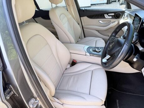 Mercedes-Benz GLC 2.1 GLC220d Sport (Premium) G-Tronic 4MATIC Euro 6 (s/s) 5dr 26