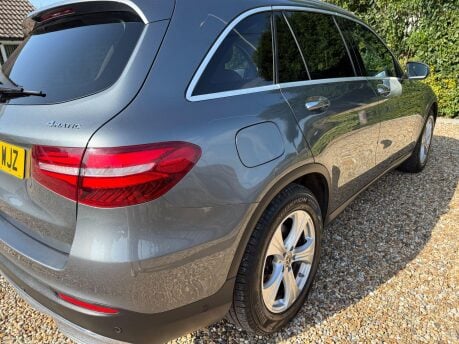 Mercedes-Benz GLC 2.1 GLC220d Sport (Premium) G-Tronic 4MATIC Euro 6 (s/s) 5dr 9