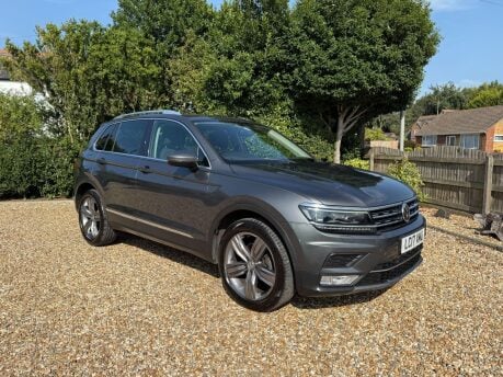 Volkswagen Tiguan 2.0 TDI BlueMotion Tech SEL 4Motion Euro 6 (s/s) 5dr 4