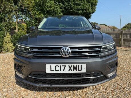 Volkswagen Tiguan 2.0 TDI BlueMotion Tech SEL 4Motion Euro 6 (s/s) 5dr 8