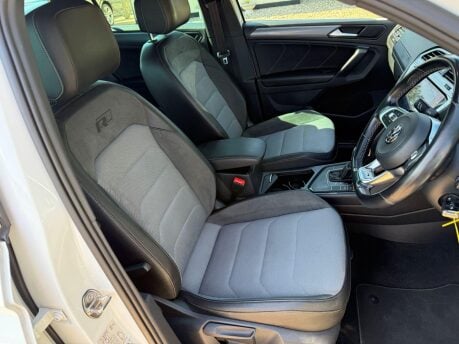 Volkswagen Tiguan 2.0 TDI R-Line DSG Euro 6 (s/s) 5dr 15