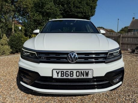 Volkswagen Tiguan 2.0 TDI R-Line DSG Euro 6 (s/s) 5dr 8