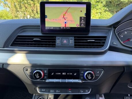 Audi Q5 2.0 TDI 40 S line S Tronic quattro Euro 6 (s/s) 5dr 18