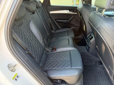 Audi Q5 2.0 TDI 40 S line S Tronic quattro Euro 6 (s/s) 5dr 22