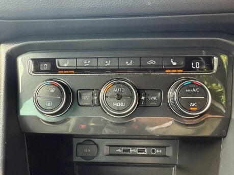 Volkswagen Tiguan 2.0 TDI R-Line Tech Euro 6 (s/s) 5dr 17