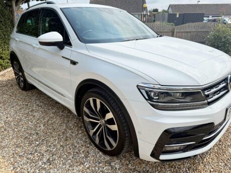 Volkswagen Tiguan 2.0 TDI R-Line Tech Euro 6 (s/s) 5dr 9