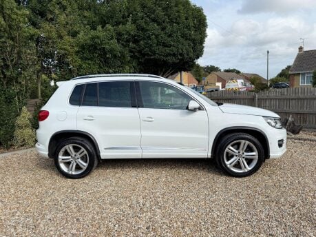 Volkswagen Tiguan 2.0 TDI BlueMotion Tech R-Line 4WD Euro 6 (s/s) 5dr 4