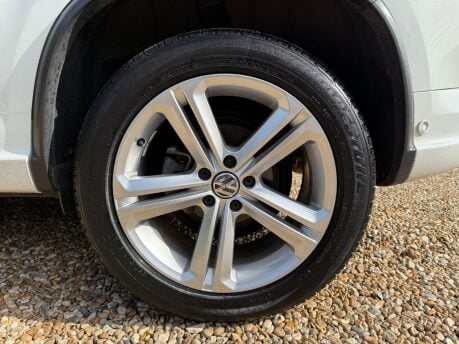 Volkswagen Tiguan 2.0 TDI BlueMotion Tech R-Line 4WD Euro 6 (s/s) 5dr 11