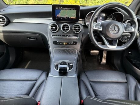 Mercedes-Benz GLC 2.1 GLC250d AMG Line (Premium Plus) G-Tronic 4MATIC Euro 6 (s/s) 5dr 22
