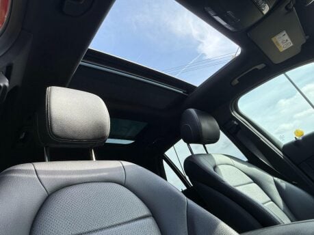 Mercedes-Benz GLC 2.1 GLC250d AMG Line (Premium Plus) G-Tronic 4MATIC Euro 6 (s/s) 5dr 3