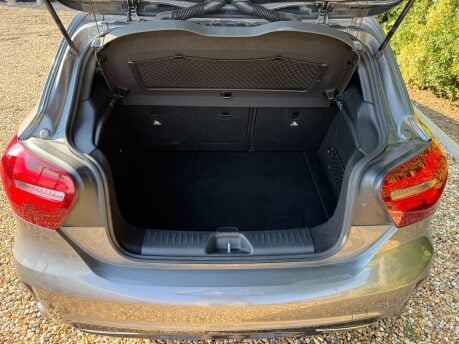 Mercedes-Benz A Class 2.1 A200d AMG Line (Premium) 7G-DCT Euro 6 (s/s) 5dr 20
