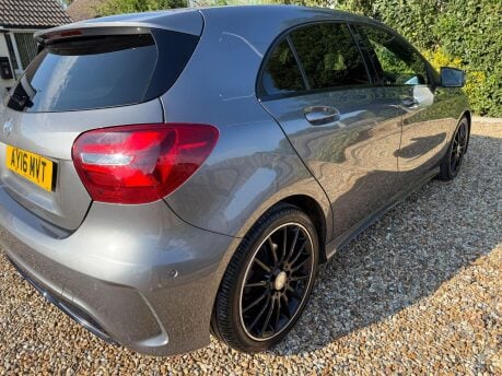 Mercedes-Benz A Class 2.1 A200d AMG Line (Premium) 7G-DCT Euro 6 (s/s) 5dr 8