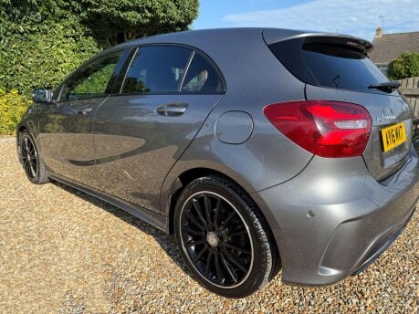 Mercedes-Benz A Class 2.1 A200d AMG Line (Premium) 7G-DCT Euro 6 (s/s) 5dr 10