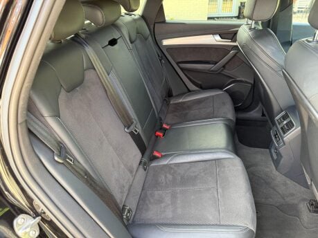 Audi Q5 2.0 TDI S line S Tronic quattro Euro 6 (s/s) 5dr 22
