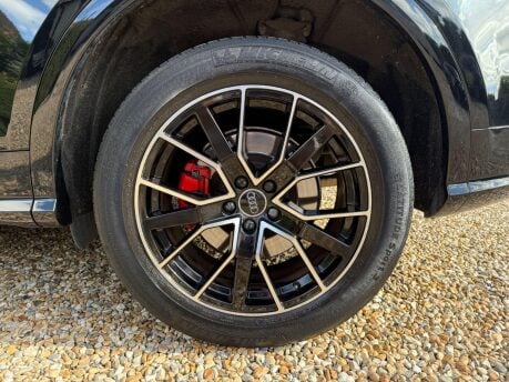 Audi Q5 2.0 TDI S line S Tronic quattro Euro 6 (s/s) 5dr 11