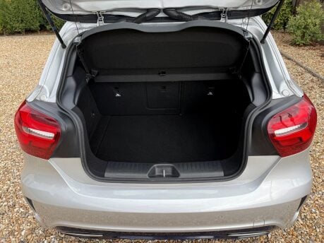 Mercedes-Benz A Class 2.1 A220d AMG Line (Premium Plus) 7G-DCT Euro 6 (s/s) 5dr 27