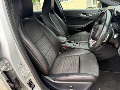 Mercedes-Benz A Class 2.1 A220d AMG Line (Premium Plus) 7G-DCT Euro 6 (s/s) 5dr 25