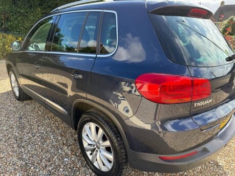 Volkswagen Tiguan 2.0 TDI BlueMotion Tech Match DSG 4WD Euro 6 (s/s) 5dr 12