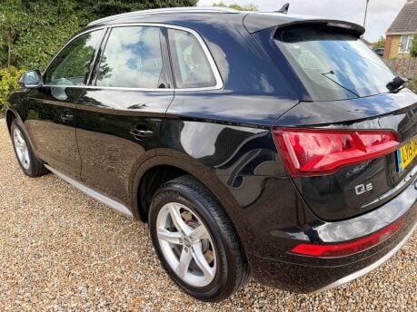 Audi Q5 2.0 TDI 40 Sport S Tronic quattro Euro 6 (s/s) 5dr 10