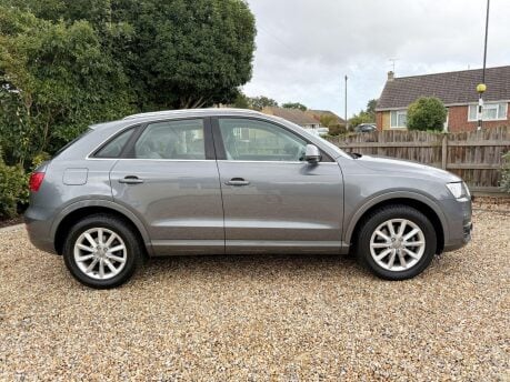 Audi Q3 2.0 TDI SE S Tronic quattro Euro 5 (s/s) 5dr 4