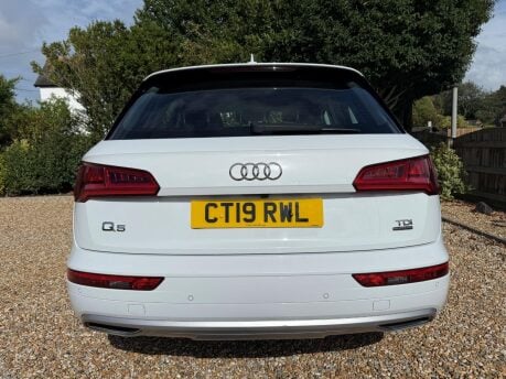 Audi Q5 2.0 TDI 40 Sport S Tronic quattro Euro 6 (s/s) 5dr 8