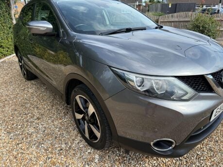 Nissan Qashqai 1.5 dCi n-tec+ 2WD Euro 5 (s/s) 5dr 8