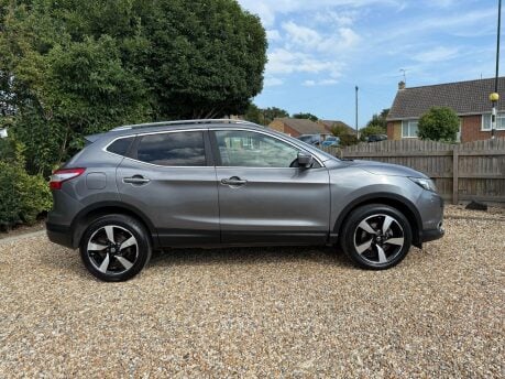 Nissan Qashqai 1.5 dCi n-tec+ 2WD Euro 5 (s/s) 5dr 5
