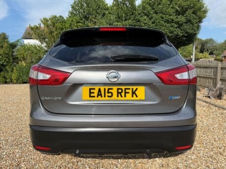 Nissan Qashqai 1.5 dCi n-tec+ 2WD Euro 5 (s/s) 5dr 10