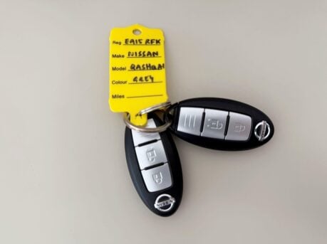 Nissan Qashqai 1.5 dCi n-tec+ 2WD Euro 5 (s/s) 5dr 17
