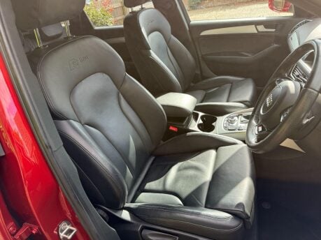 Audi Q5 2.0 TDI S line Plus S Tronic quattro Euro 5 (s/s) 5dr 18