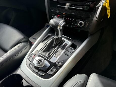 Audi Q5 2.0 TDI S line Plus S Tronic quattro Euro 5 (s/s) 5dr 16