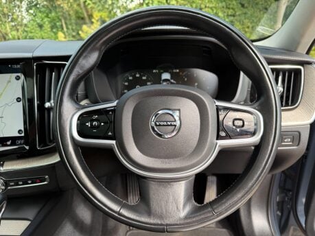 Volvo XC60 2.0 D5 PowerPulse Inscription Pro Auto AWD Euro 6 (s/s) 5dr 13