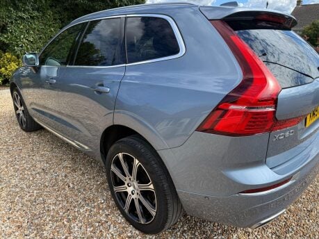 Volvo XC60 2.0 D5 PowerPulse Inscription Pro Auto AWD Euro 6 (s/s) 5dr 12