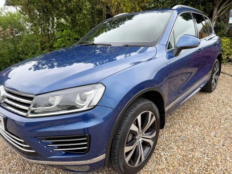 Volkswagen Touareg 3.0 TDI V6 BlueMotion Tech R-Line Tiptronic 4WD Euro 6 (s/s) 5dr 7