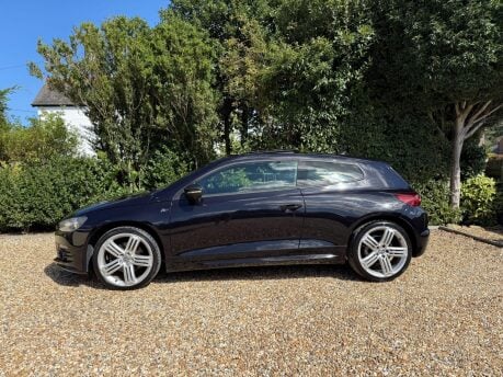 Volkswagen Scirocco 2.0 TDI R-Line DSG Euro 5 3dr (Leather, Nav) 4