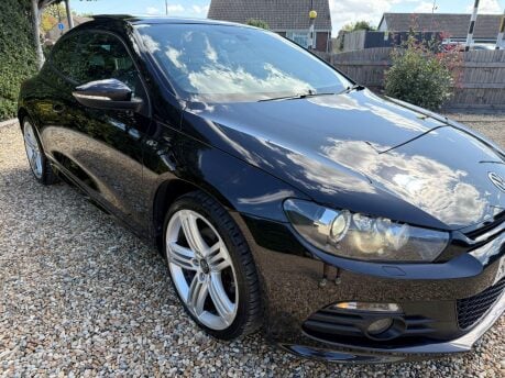 Volkswagen Scirocco 2.0 TDI R-Line DSG Euro 5 3dr (Leather, Nav) 8