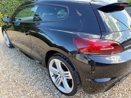 Volkswagen Scirocco 2.0 TDI R-Line DSG Euro 5 3dr (Leather, Nav) 11