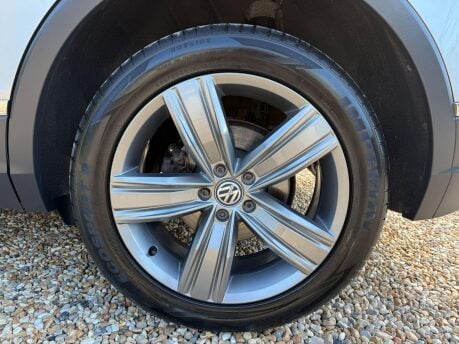 Volkswagen Tiguan 2.0 TDI BlueMotion Tech SEL 4Motion Euro 6 (s/s) 5dr 13