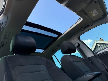 Volkswagen Tiguan 2.0 TDI BlueMotion Tech SEL 4Motion Euro 6 (s/s) 5dr 3