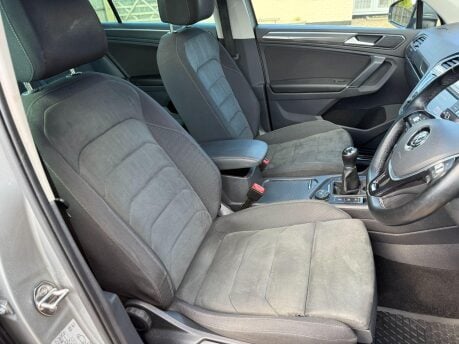 Volkswagen Tiguan 2.0 TDI BlueMotion Tech SEL 4Motion Euro 6 (s/s) 5dr 21