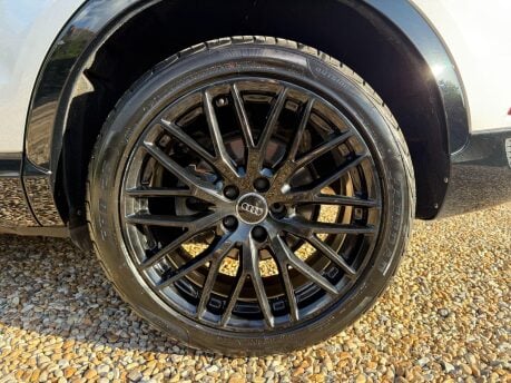 Audi Q3 2.0 TDI Black Edition S Tronic quattro Euro 6 (s/s) 5dr 10