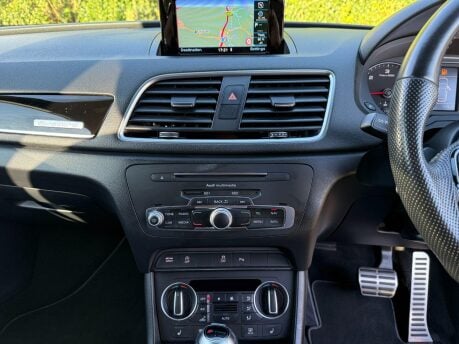 Audi Q3 2.0 TDI Black Edition S Tronic quattro Euro 6 (s/s) 5dr 17