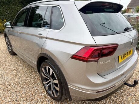 Volkswagen Tiguan 2.0 TDI R-Line Tech 4Motion Euro 6 (s/s) 5dr 13