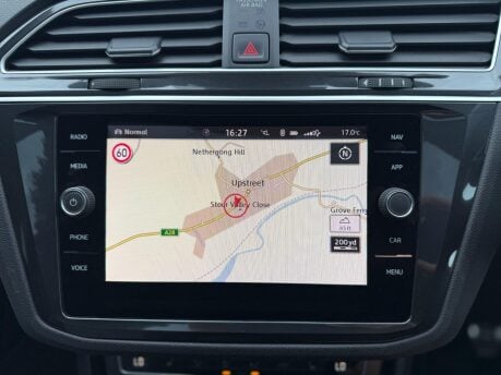Volkswagen Tiguan 2.0 TDI R-Line Tech 4Motion Euro 6 (s/s) 5dr 20
